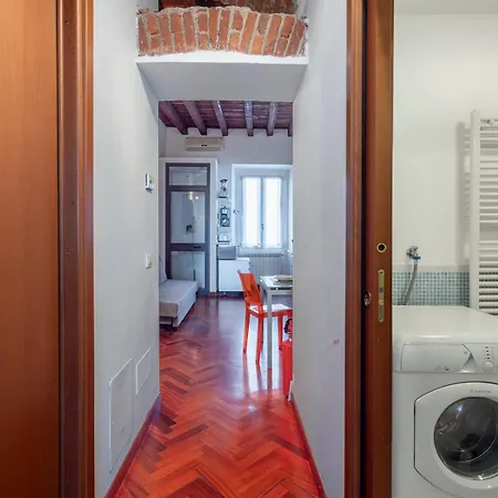 Xenia - Historic Two-room In Navigli Area Milão